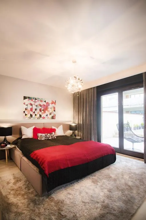 Kings City - Skawinska Apartment